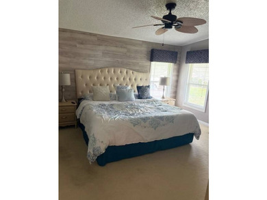 Move right into this beautifully updated 2-bedroom, 2-bath - photo 16
