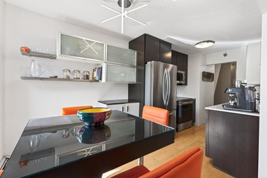 Beautiful and well-maintained condo in an incredible location - photo 17