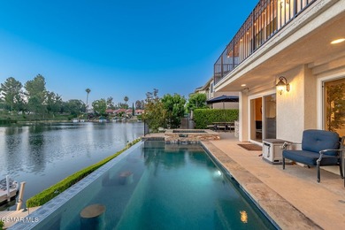 Epic MAIN CHANNEL location with panoramic views in the ultra - photo 3
