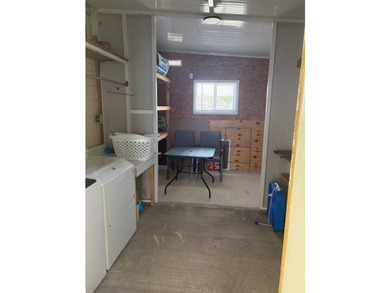 Move right into this beautifully updated 2-bedroom, 2-bath - photo 23