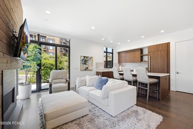 Rarely available and impeccably maintained, this nearly new - photo 3