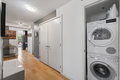 Beautiful and well-maintained condo in an incredible location - photo 23