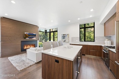 Rarely available and impeccably maintained, this nearly new - photo 4