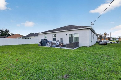 Short Sale Approved!! Beautiful 2023-built home with NO HOA - photo 27