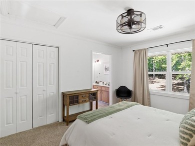 Experience refined lake living in this exceptional 5-bedroom, 3 - photo 28