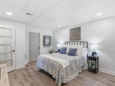 Experience refined lake living in this exceptional 5-bedroom, 3 - photo 35