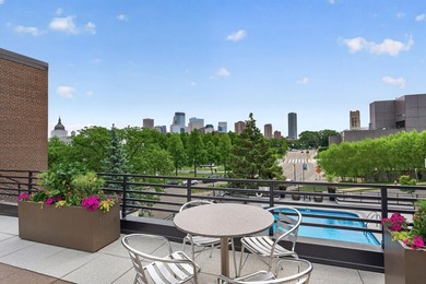Beautiful and well-maintained condo in an incredible location - photo 39