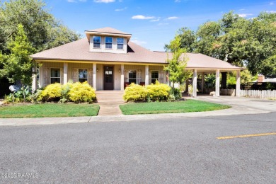 Lake Home For Sale in Breaux Bridge, Louisiana