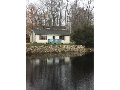Gravel Lake Home For Sale in Lawton Michigan