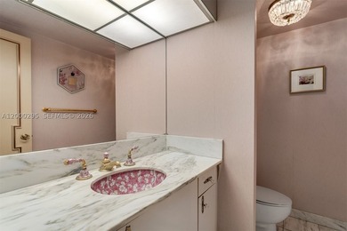 Corner unit in immaculate condition showcasing beautiful - photo 12