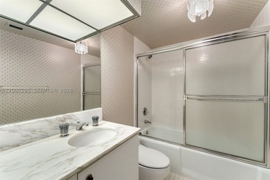 Corner unit in immaculate condition showcasing beautiful - photo 22