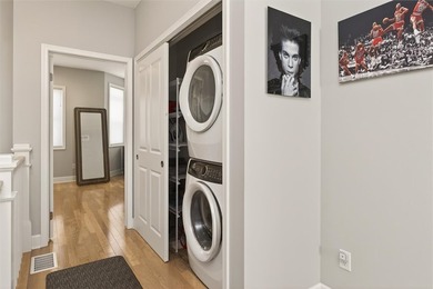 Luxury, comfort, and convenience. Welcome to 159 N Plymouth: a - photo 26