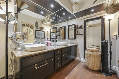 Unique opportunity to own a very special, spacious 2,608 Sq.Ft - photo 28