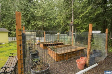 Tucked into the sought-after Panorama Vista community near - photo 33