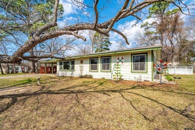 Sitting on 1.65 acres, inside the city limits, this incredibly - photo 7