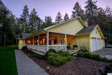 Tucked into the sought-after Panorama Vista community near - photo 44