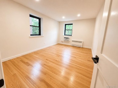 Welcome to this fully gut-renovated 1-bedroom co-op in the heart - photo 6