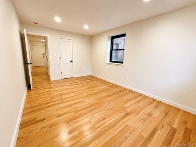 Welcome to this fully gut-renovated 1-bedroom co-op in the heart - photo 7