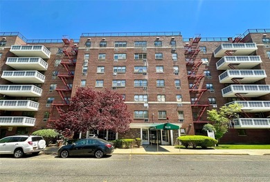 Welcome to this fully gut-renovated 1-bedroom co-op in the heart - photo 10