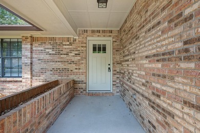 Completely Renovated 4BR/2.5BA on 3/4 Acre -- New Roof, HVAC - photo 5