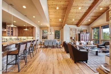 Sunset and mountain views set the tone at 6507 Lookout Drive, a - photo 7