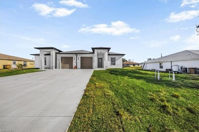 Lehigh Acres Area Townhome/Townhouse For Sale in Lehigh Acres Florida