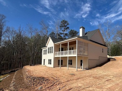 Welcome to this custom-built Modern Farmhouse, perfectly - photo 11