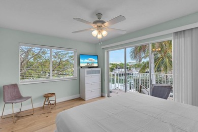 STUNNING KCB WATERFRONT DUPLEX! This beautifully renovated - photo 11