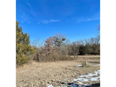 Lake Lot Sale Pending in Sulphur, Oklahoma