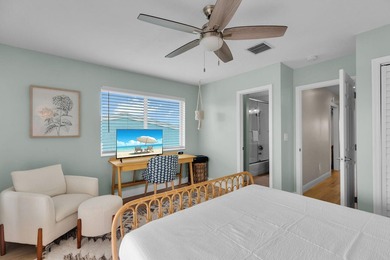 STUNNING KCB WATERFRONT DUPLEX! This beautifully renovated - photo 19