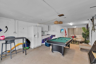 STUNNING KCB WATERFRONT DUPLEX! This beautifully renovated - photo 23