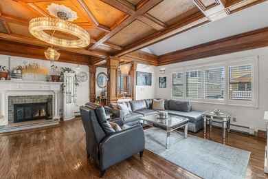 Experience the best of coastal living at 125 Taft Avenue, a - photo 3