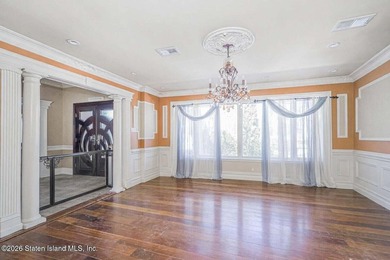 They don't make homes like this anymore. This sprawling - photo 6