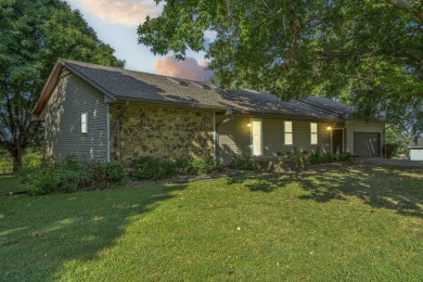 Stockton Lake Home Sale Pending in Stockton Missouri