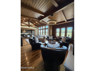 Meticulously maintained 4,037 sq. ft., 5 BR attached Tuhaye Home - photo 7