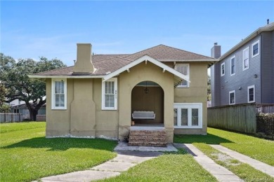 Lake Pontchartrain Home Sale Pending in New Orleans Louisiana