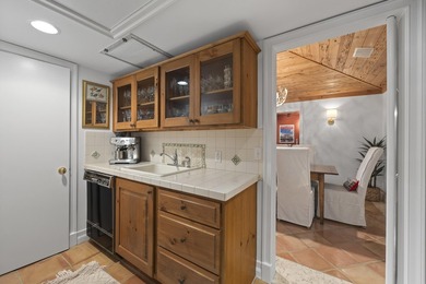 If character, charm and location are high on your priority list - photo 21