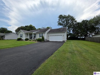 Green River Lake Home For Sale in Campbellsville Kentucky