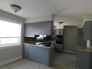 This Charming 4 Bedroom, 2 Bath Brick Ranch In The Desirable - photo 6