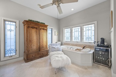 If character, charm and location are high on your priority list - photo 41