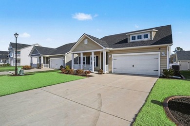 Welcome to your new home in Hidden Pines. DUAL Owner's Suites! - photo 2