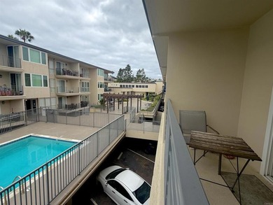 Live the Point Loma coastal lifestyle in this light-filled - photo 7