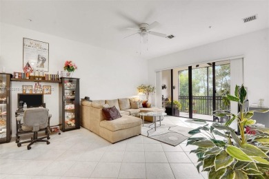 Lake Condo For Sale in Sunrise, Florida