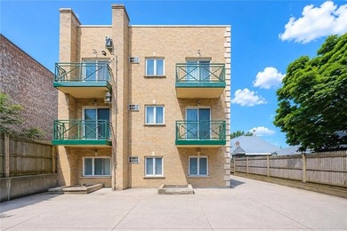 Rare opportunity to own a one-of-a-kind 8-family building in - photo 4