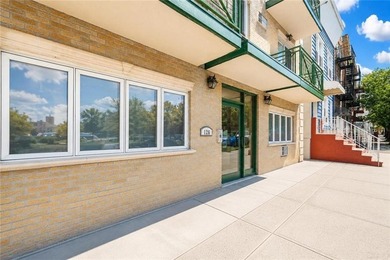 Rare opportunity to own a one-of-a-kind 8-family building in - photo 6