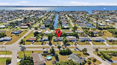 Caloosahatchee River Home For Sale in Cape Coral Florida
