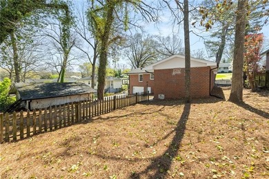Move-in ready and beautifully renovated, this spacious 4-bedroom - photo 50