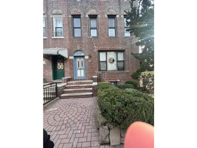 Invest in this rare 4-family property in the heart of Dyker - photo 1