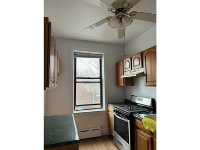 Invest in this rare 4-family property in the heart of Dyker - photo 5