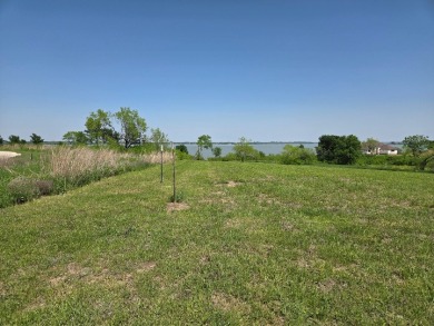 Waterfront Vibes w/Room to Spread Out at RC Lake! - photo 37